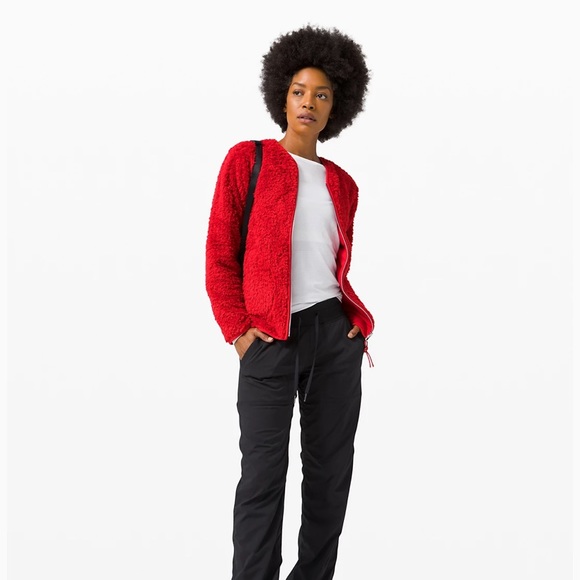 Lululemon Oh So Sherpa Full Zip Jacket Dark Red - Picture 2 of 5